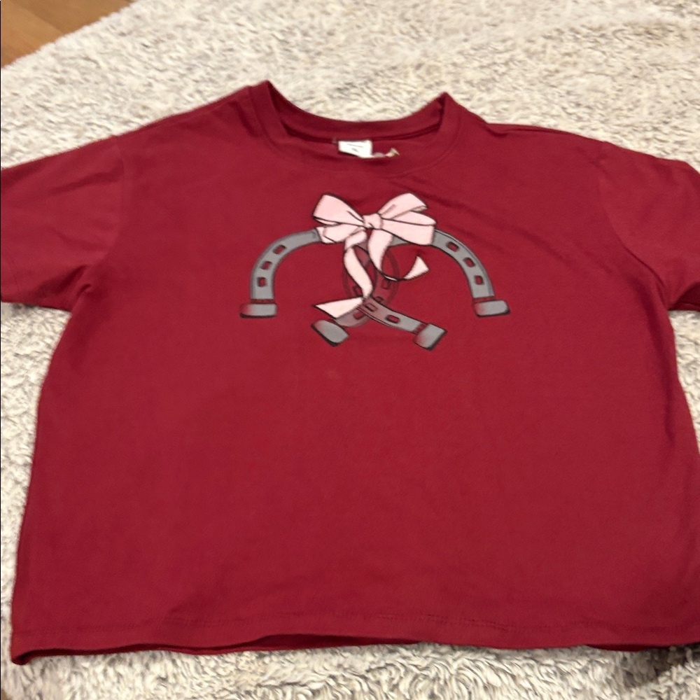 Vibe N Graphic T-Shirt Womens‎ XL Burgundy Red Good Horseshoe Bow Coquette Tee